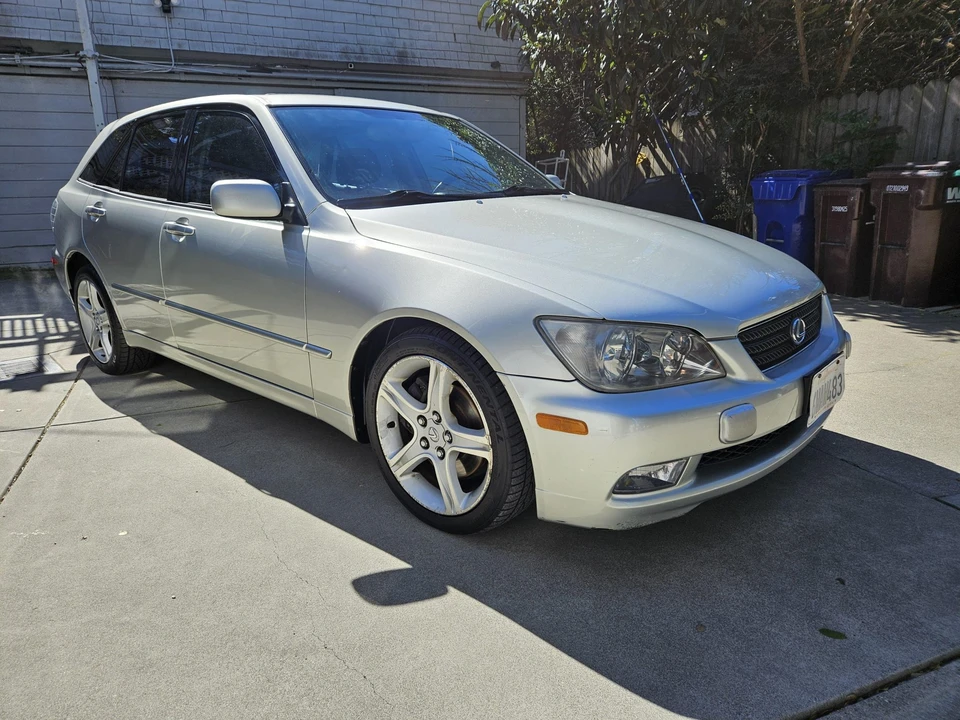 2005 Lexus IS 1st Gen - Image 31 of 31