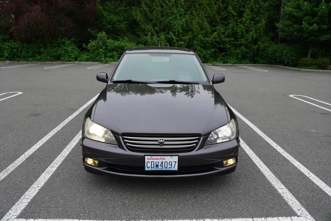2005 Lexus IS 1st Gen - Image 12 of 31