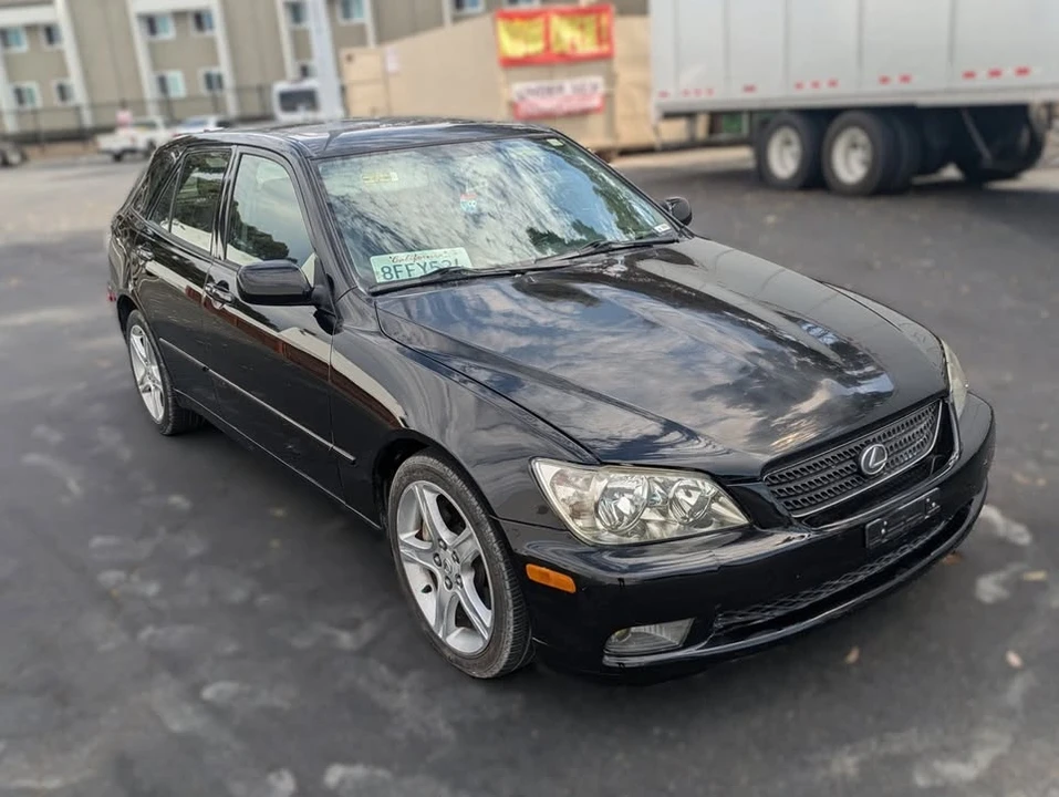 2005 Lexus IS 1st Gen - Image 2 of 19