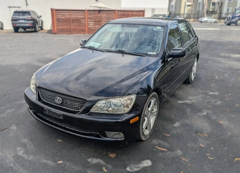 2005 Lexus IS 1st Gen - Image 7 of 19