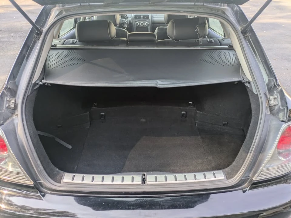 2005 Lexus IS 1st Gen - Image 18 of 19