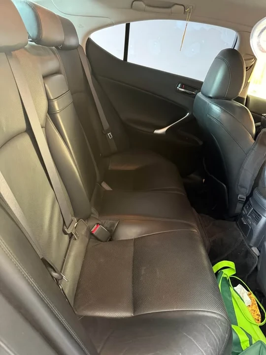 2005 Lexus IS 2nd Gen - Image 6 of 9