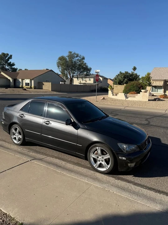 2005 Lexus IS 1st Gen - Image 2 of 11
