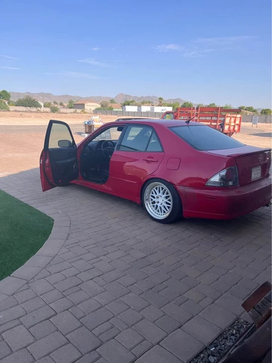 2005 Lexus IS 1st Gen - Image 6 of 9