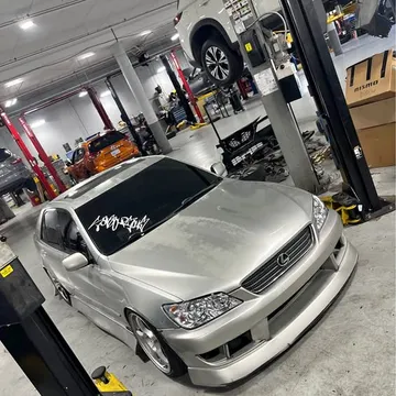 2005 Lexus IS300