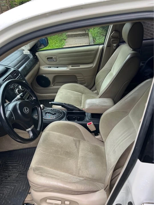 2005 Lexus IS 1st Gen - Image 6 of 15