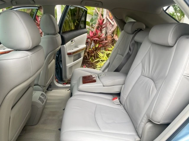 2005 Lexus RX 2nd Gen - Image 15 of 21