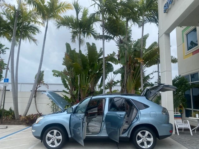 2005 Lexus RX 2nd Gen - Image 9 of 21