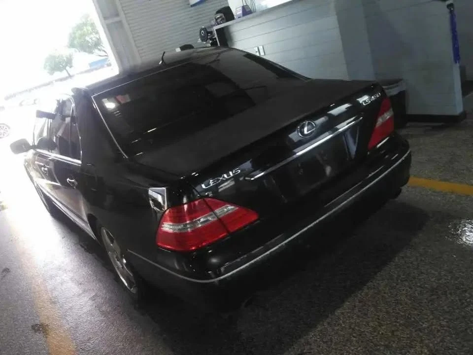 2005 Lexus LS 3rd Gen - Image 4 of 6