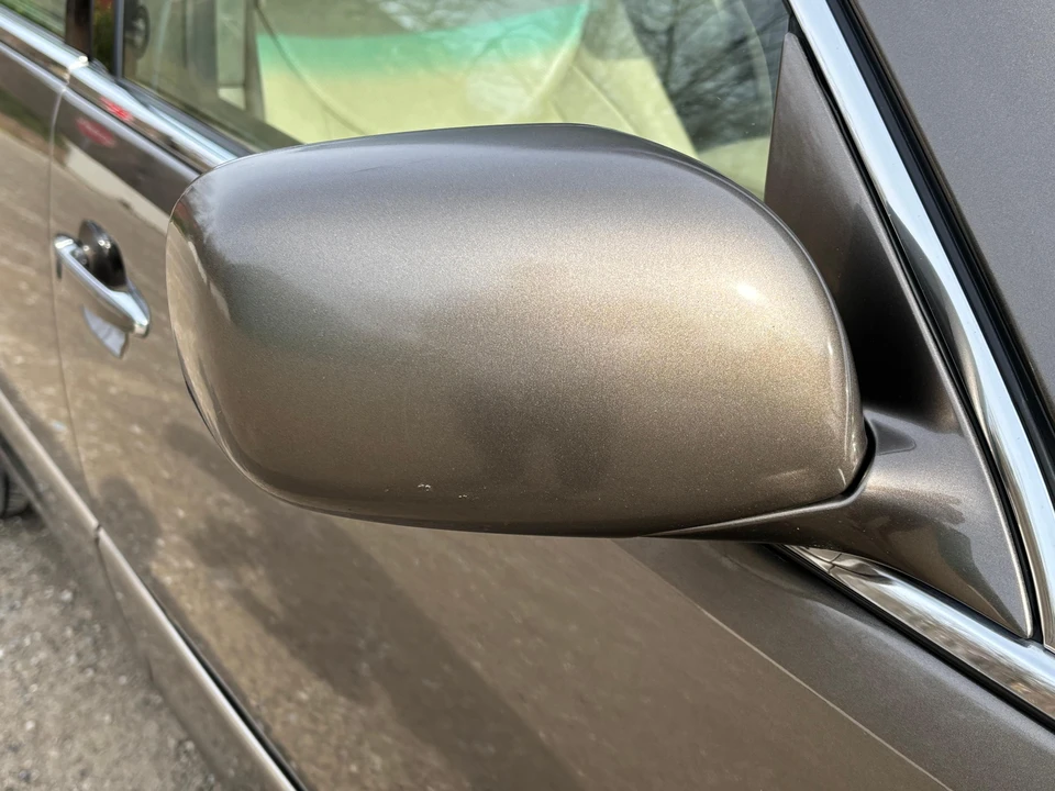 2005 Lexus LS 2nd Gen - Image 19 of 31