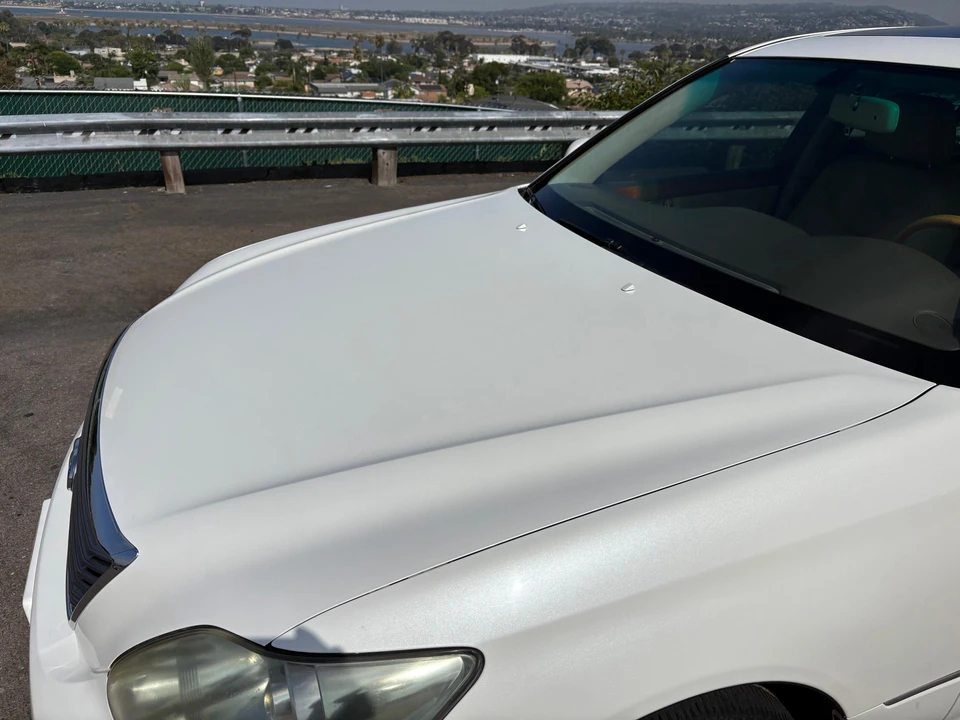2005 Lexus LS 3rd Gen - Image 16 of 31