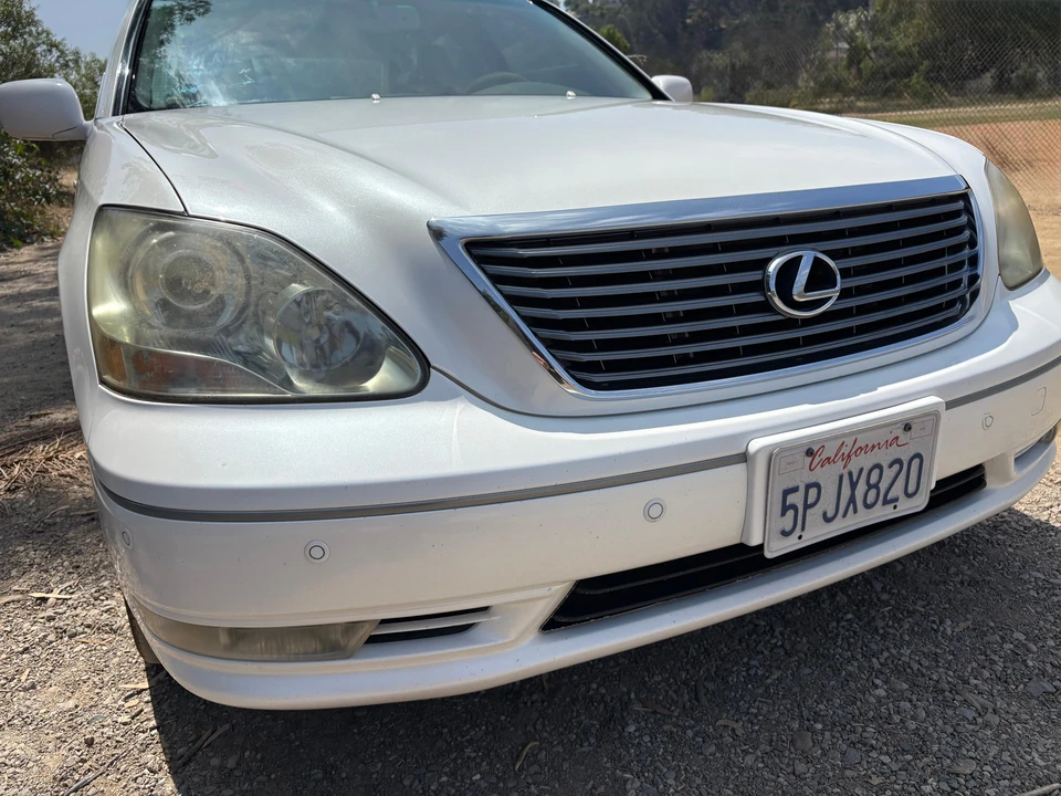 2005 Lexus LS 3rd Gen - Image 15 of 31