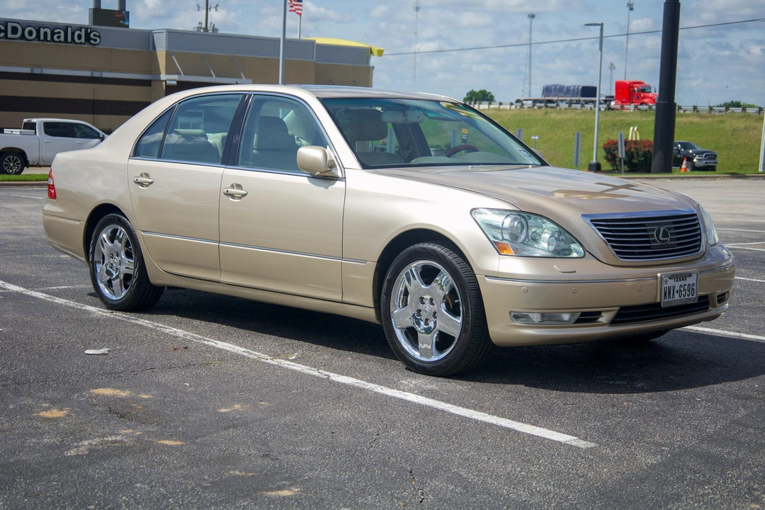 2005 Lexus LS 3rd Gen - Image 6 of 31
