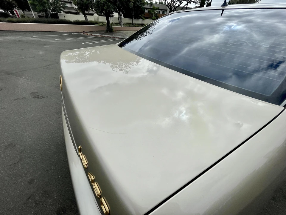 2005 Lexus LS 3rd Gen - Image 25 of 31