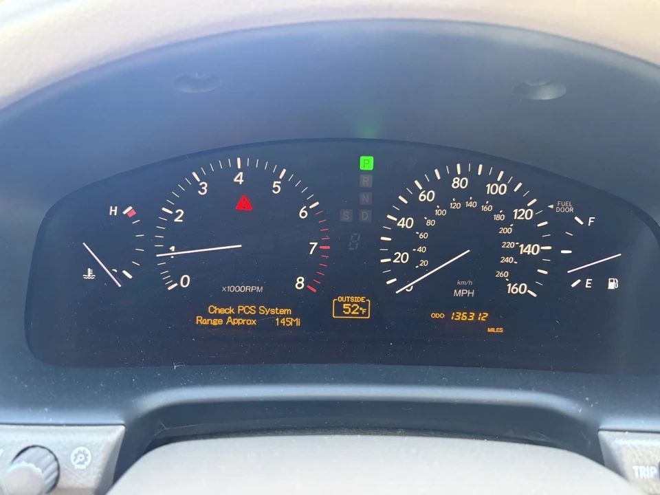 2005 Lexus LS 3rd Gen - Image 7 of 21