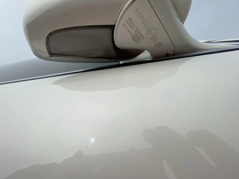 2005 Lexus LS 3rd Gen - Image 26 of 31