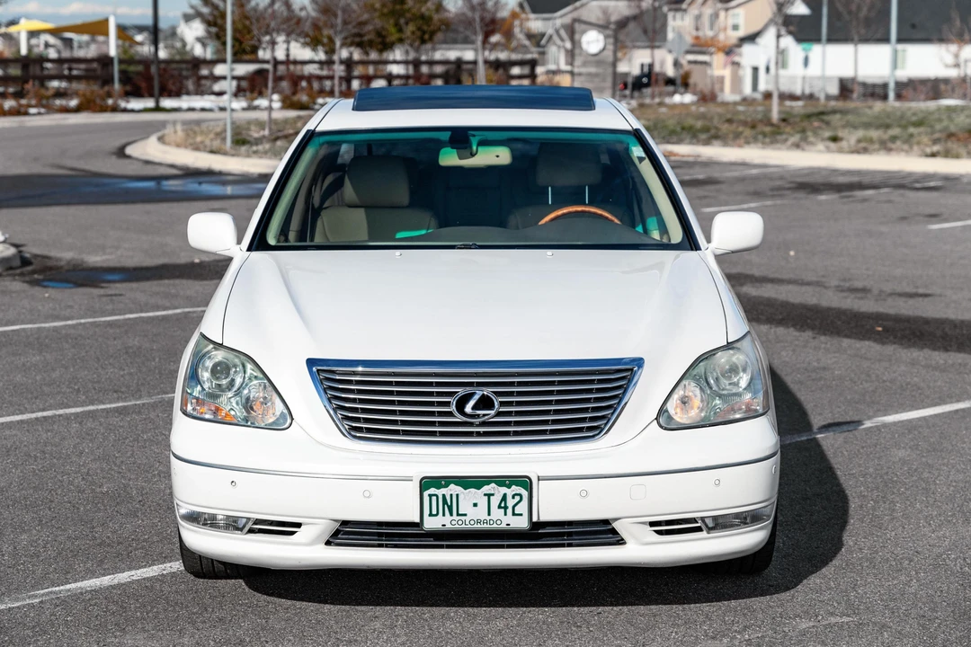 2005 Lexus LS 3rd Gen - Image 2 of 31