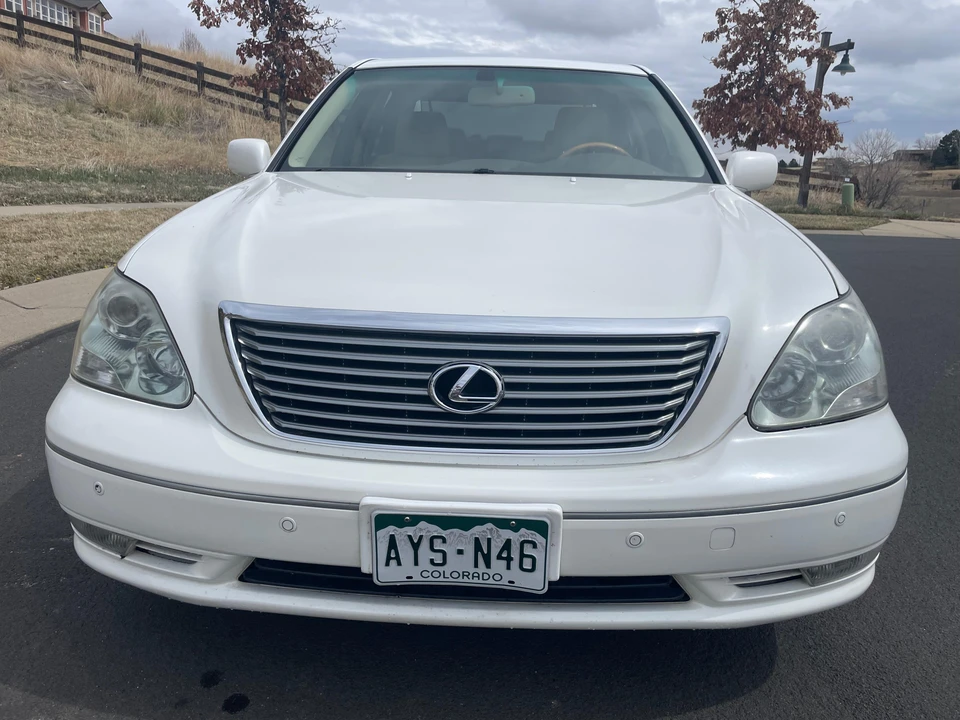 2005 Lexus LS 3rd Gen - Image 6 of 31