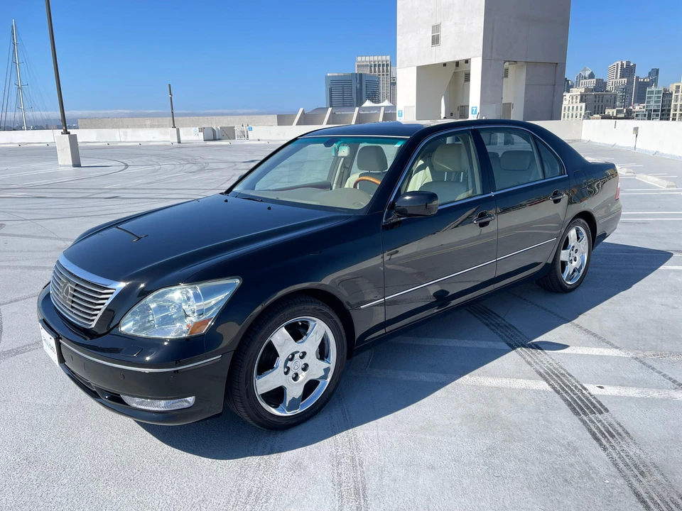 2005 Lexus LS 3rd Gen - Image 9 of 31