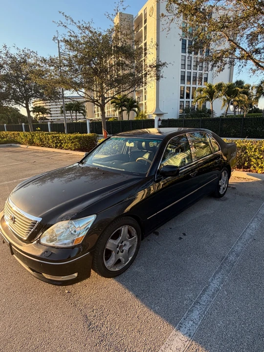 2005 Lexus LS 3rd Gen - Image 2 of 21