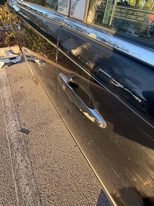 2005 Lexus LS 3rd Gen - Image 21 of 21