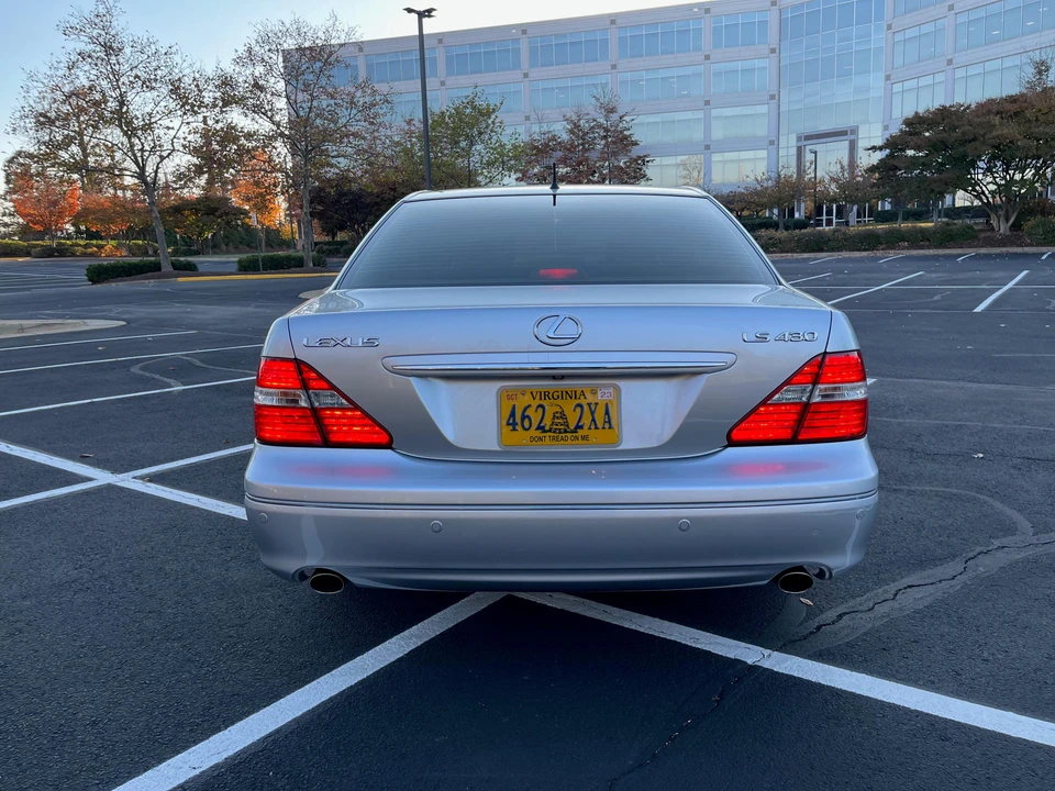2005 Lexus LS 3rd Gen - Image 30 of 31