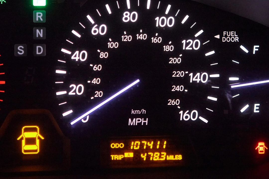 2005 Lexus LS 3rd Gen - Image 31 of 31