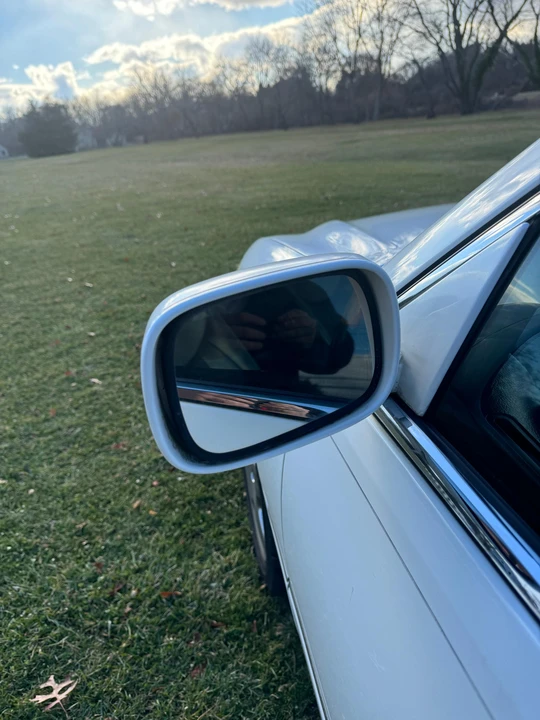 2005 Lexus LS 3rd Gen - Image 22 of 31