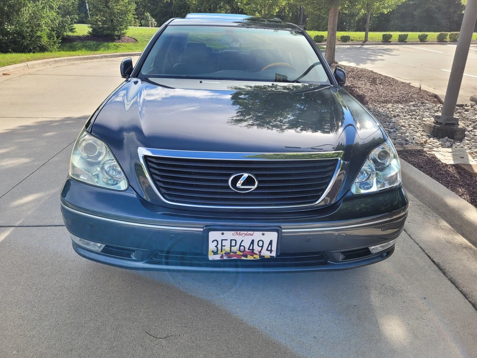 2005 Lexus LS 3rd Gen - Image 6 of 31