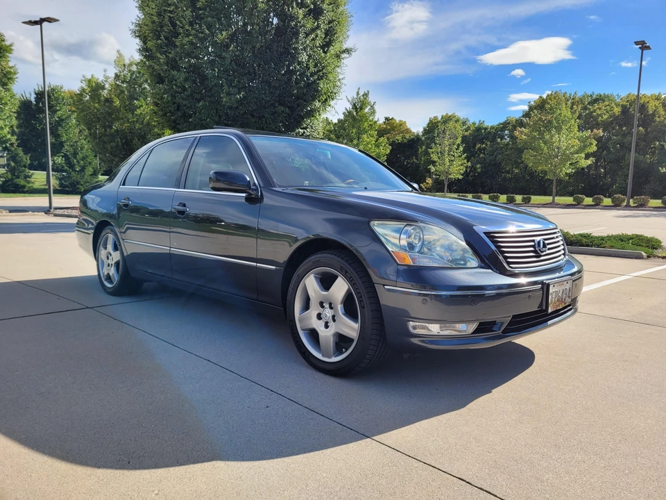 2005 Lexus LS 3rd Gen - Image 30 of 31