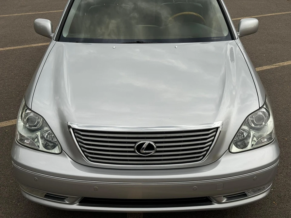 2005 Lexus LS 3rd Gen - Image 29 of 31
