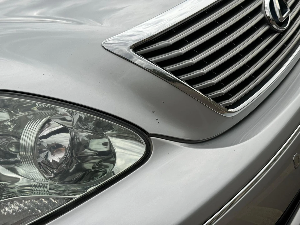 2005 Lexus LS 3rd Gen - Image 27 of 31