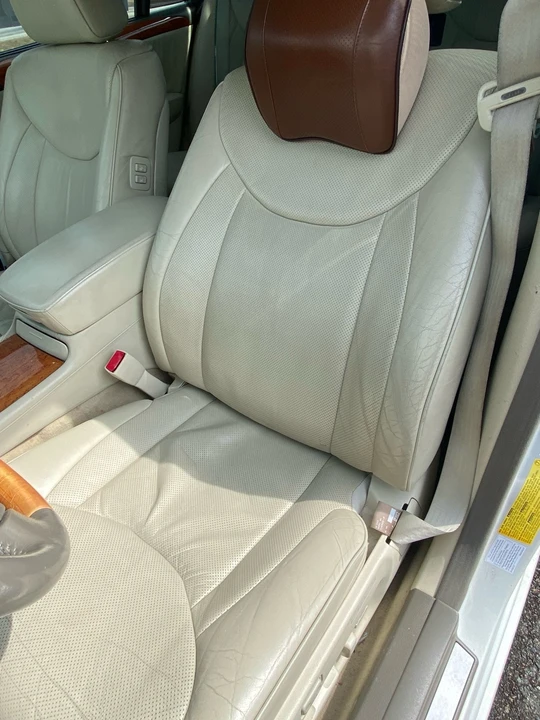 2005 Lexus LS 3rd Gen - Image 12 of 14