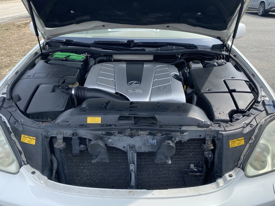 2005 Lexus LS 3rd Gen - Image 7 of 14