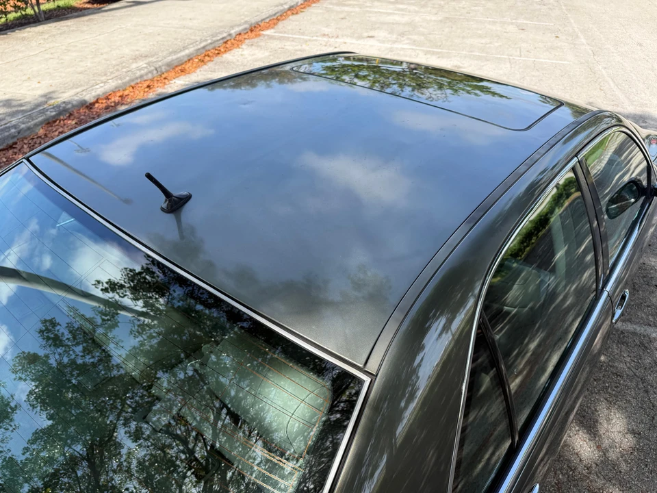 2005 Lexus LS 3rd Gen - Image 31 of 31