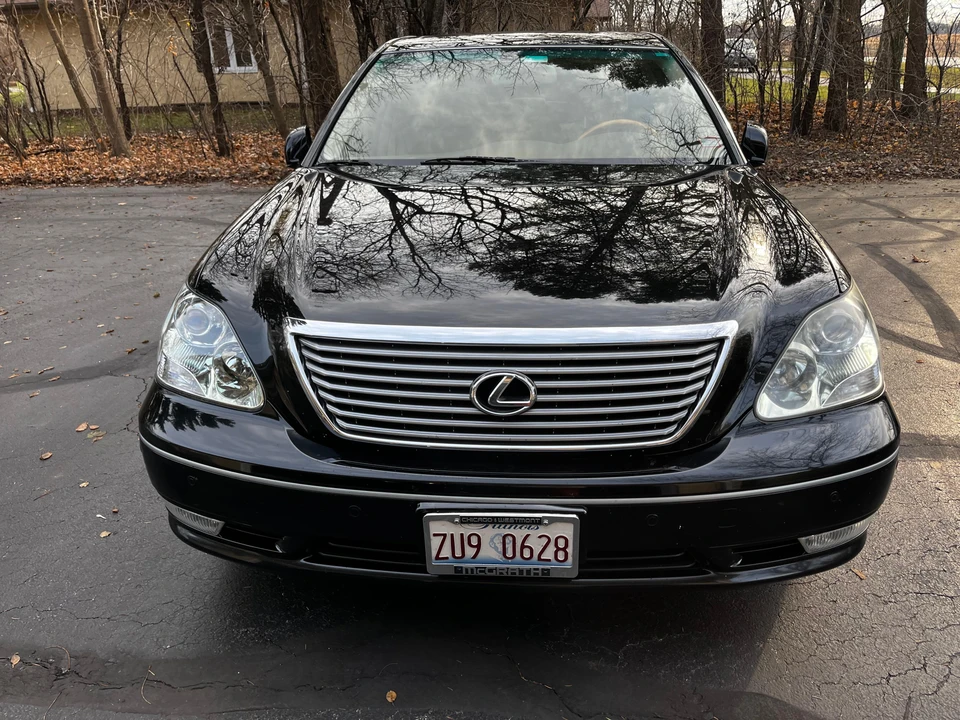 2005 Lexus LS 3rd Gen - Image 6 of 31