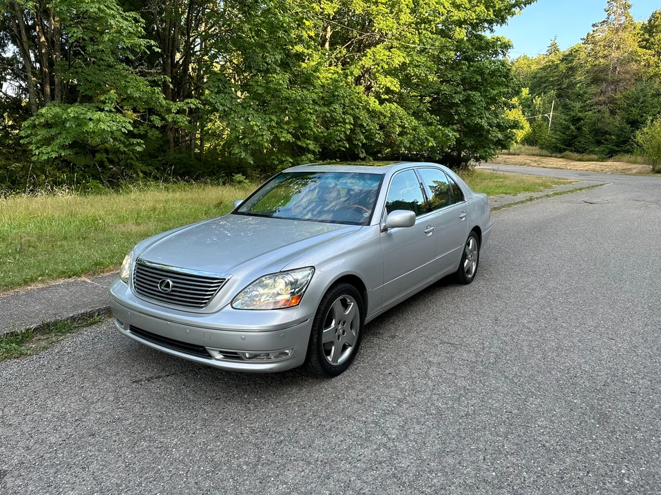 2005 Lexus LS 3rd Gen - Image 6 of 31