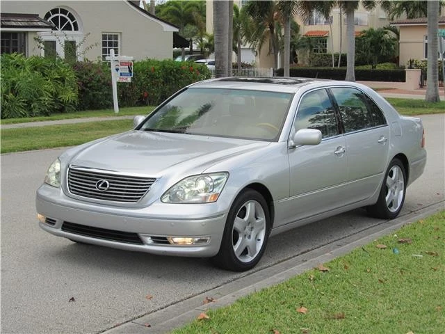 2005 Lexus LS 3rd Gen - Image 7 of 12