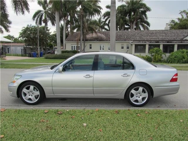 2005 Lexus LS 3rd Gen - Image 8 of 12