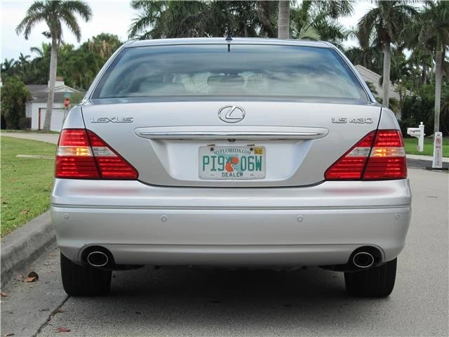 2005 Lexus LS 3rd Gen - Image 12 of 12