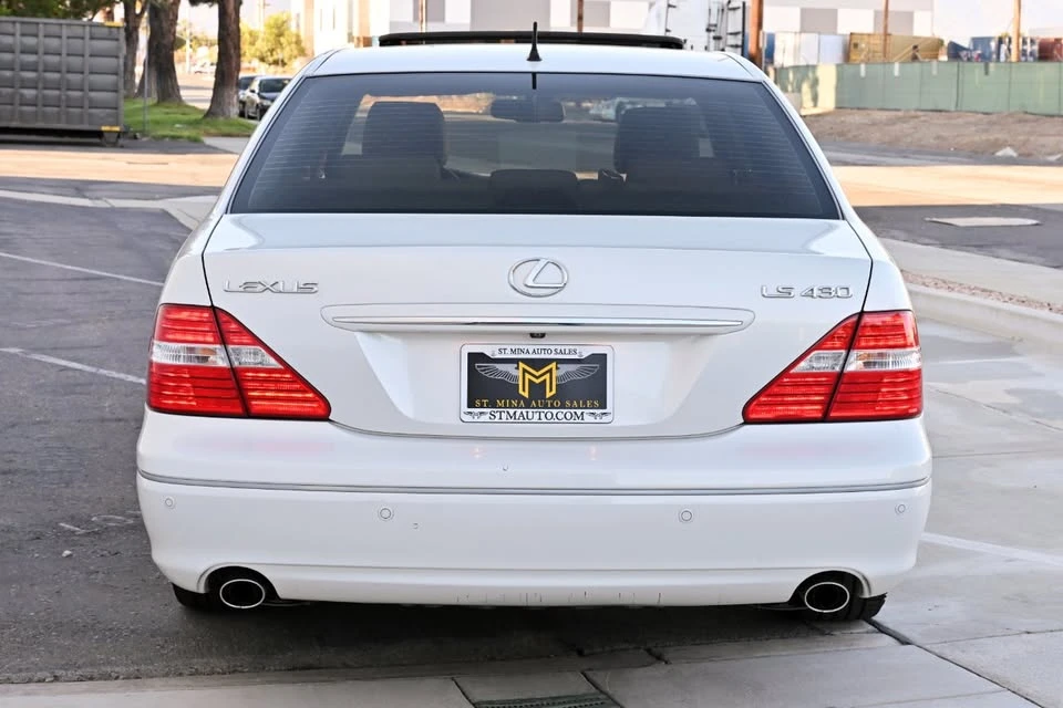 2005 Lexus LS 3rd Gen - Image 5 of 20