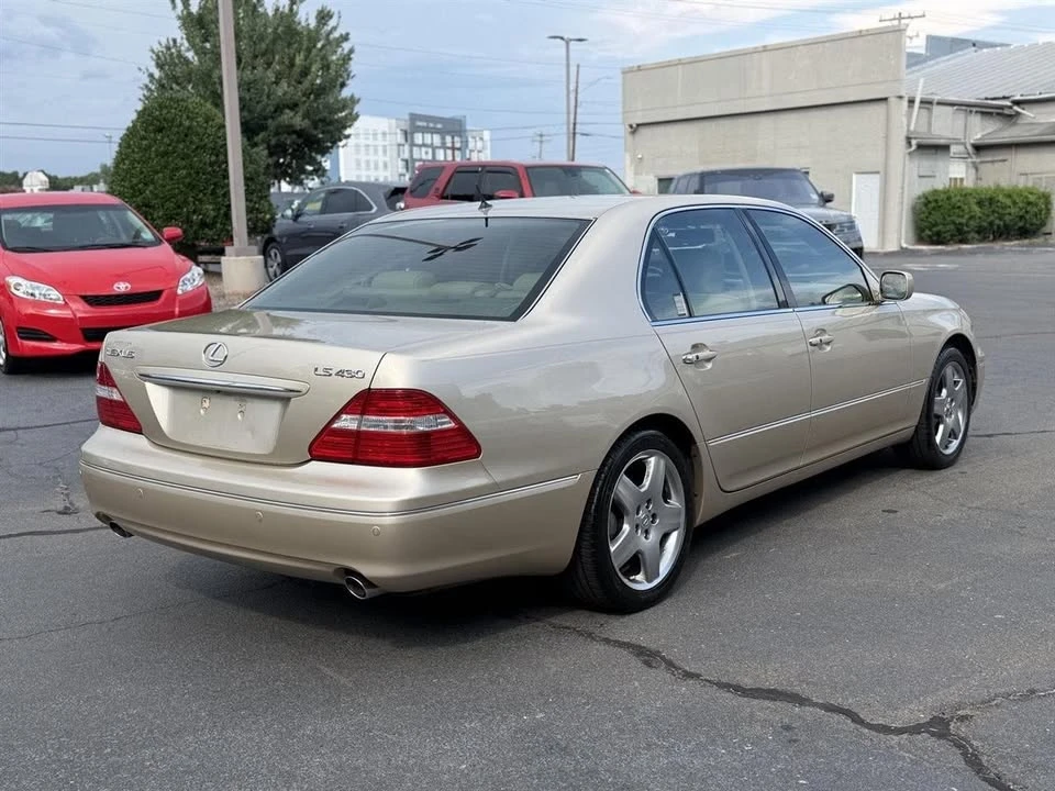 2005 Lexus LS 3rd Gen - Image 5 of 20