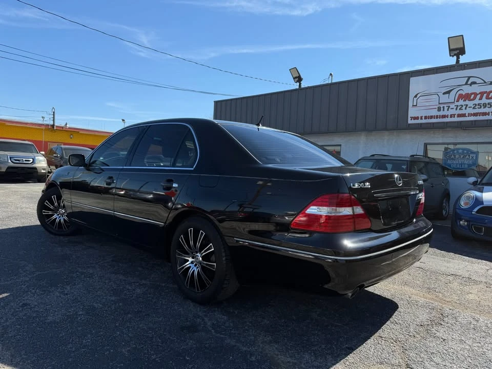 2005 Lexus LS 3rd Gen - Image 8 of 20