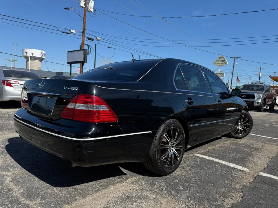 2005 Lexus LS 3rd Gen - Image 10 of 20