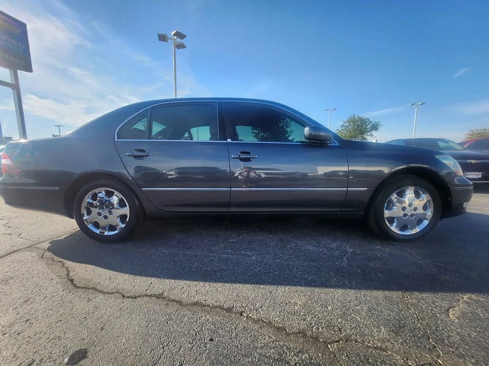 2005 Lexus LS 3rd Gen - Image 6 of 19