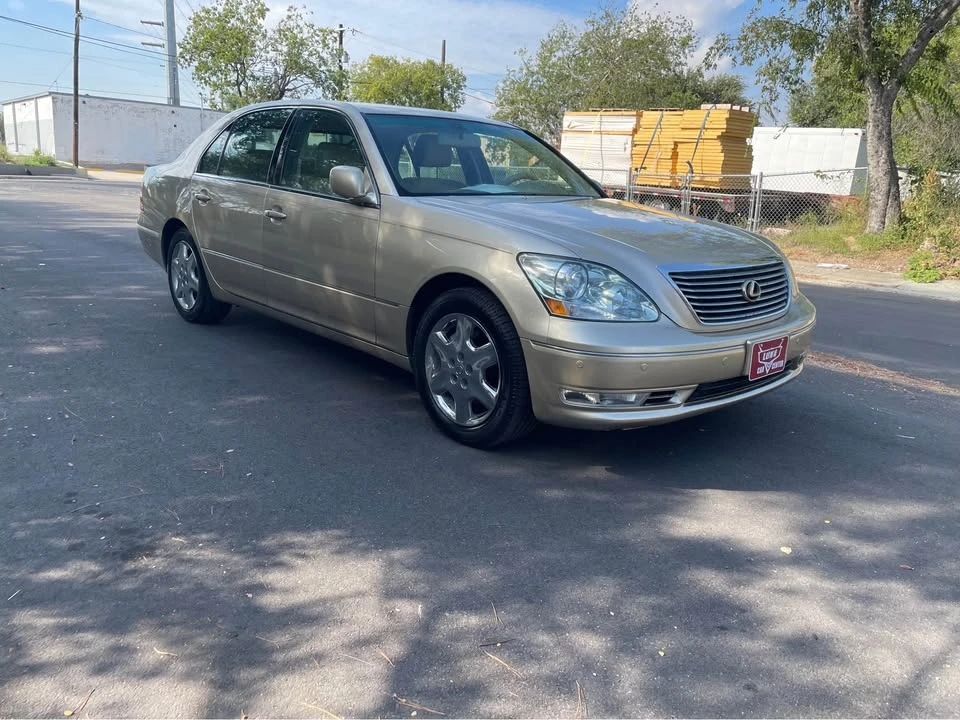 2005 Lexus LS 3rd Gen - Image 3 of 19