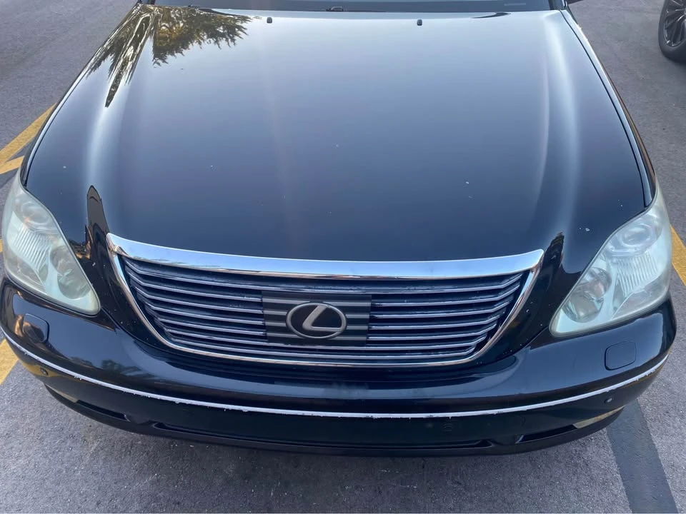 2005 Lexus LS 3rd Gen - Image 3 of 4
