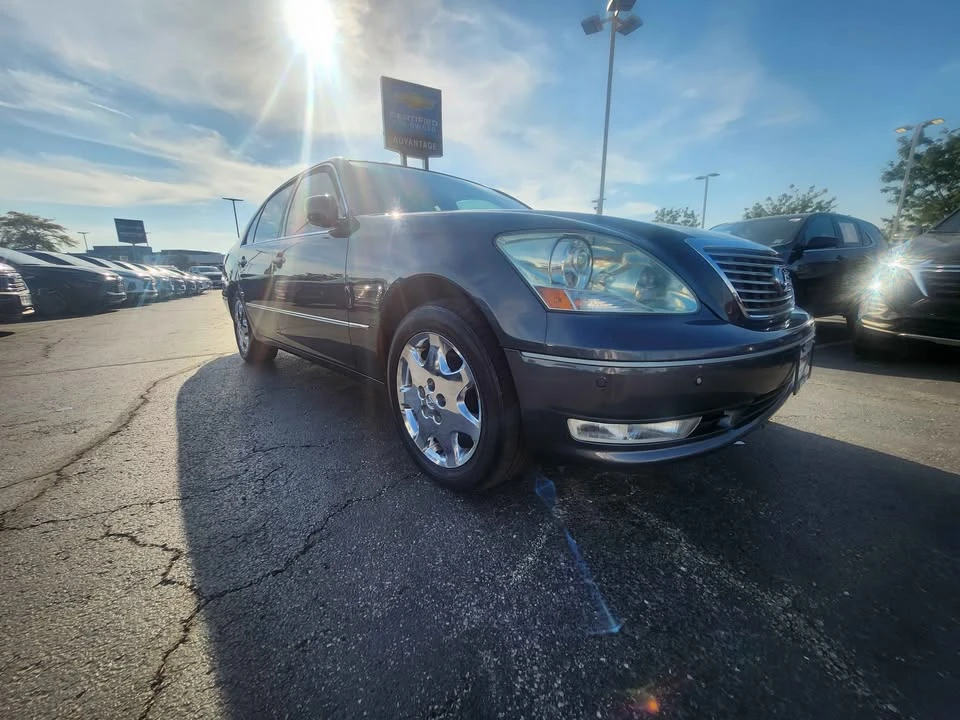 2005 Lexus LS 3rd Gen - Image 7 of 19