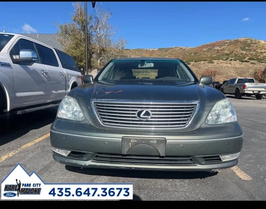2005 Lexus LS 3rd Gen - Image 2 of 8