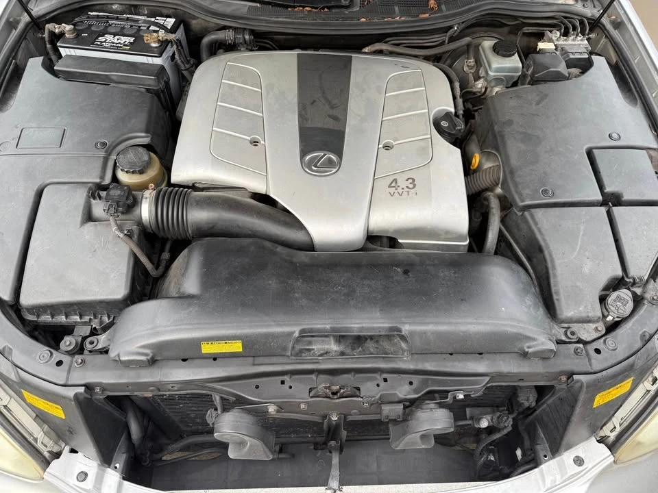 2005 Lexus LS 3rd Gen - Image 8 of 8